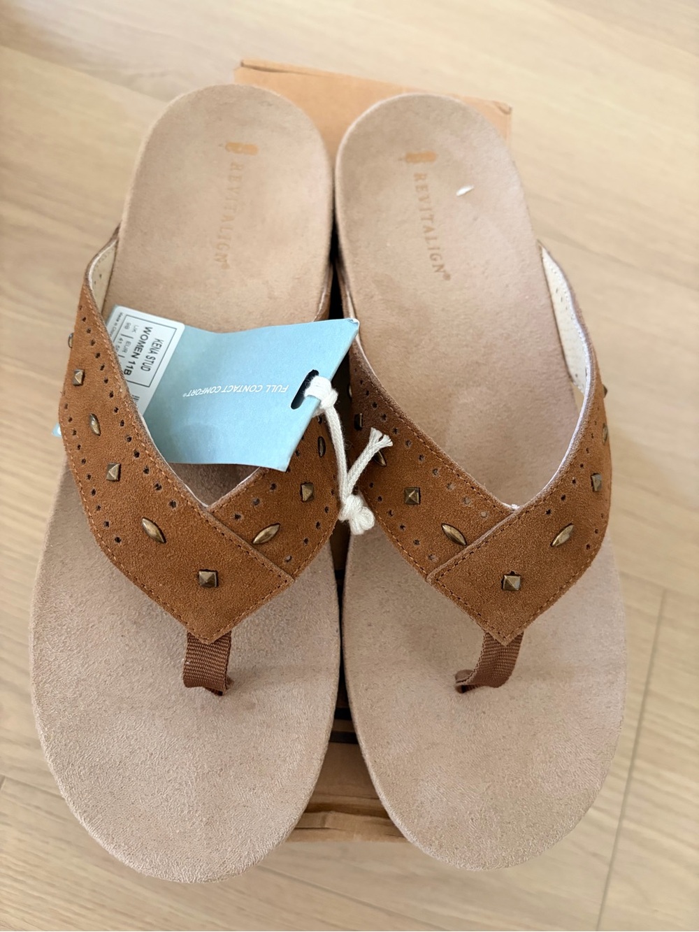 Revitalign Kena Stud Sandals